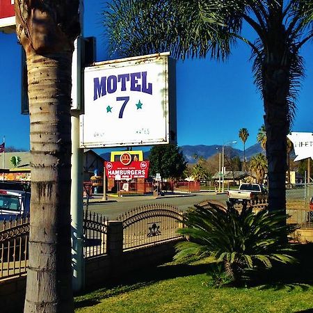 Downtown Motel 7 Сан-Бернардіно Екстер'єр фото
